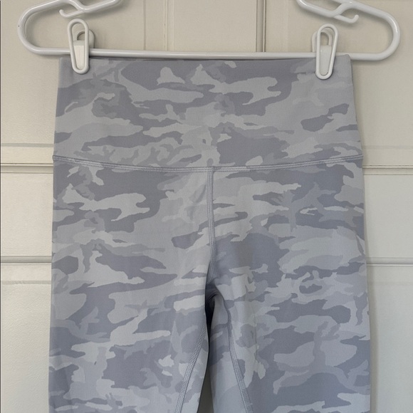 LULULEMON leggings size 8 camo jacquard alpine white high waist full length grey - Picture 4 of 6